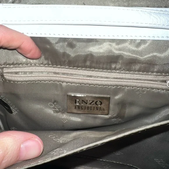 Enzo Angiolini Genuine Leather Crossbody Shoulder Bag Purse - Picture 2 of 7